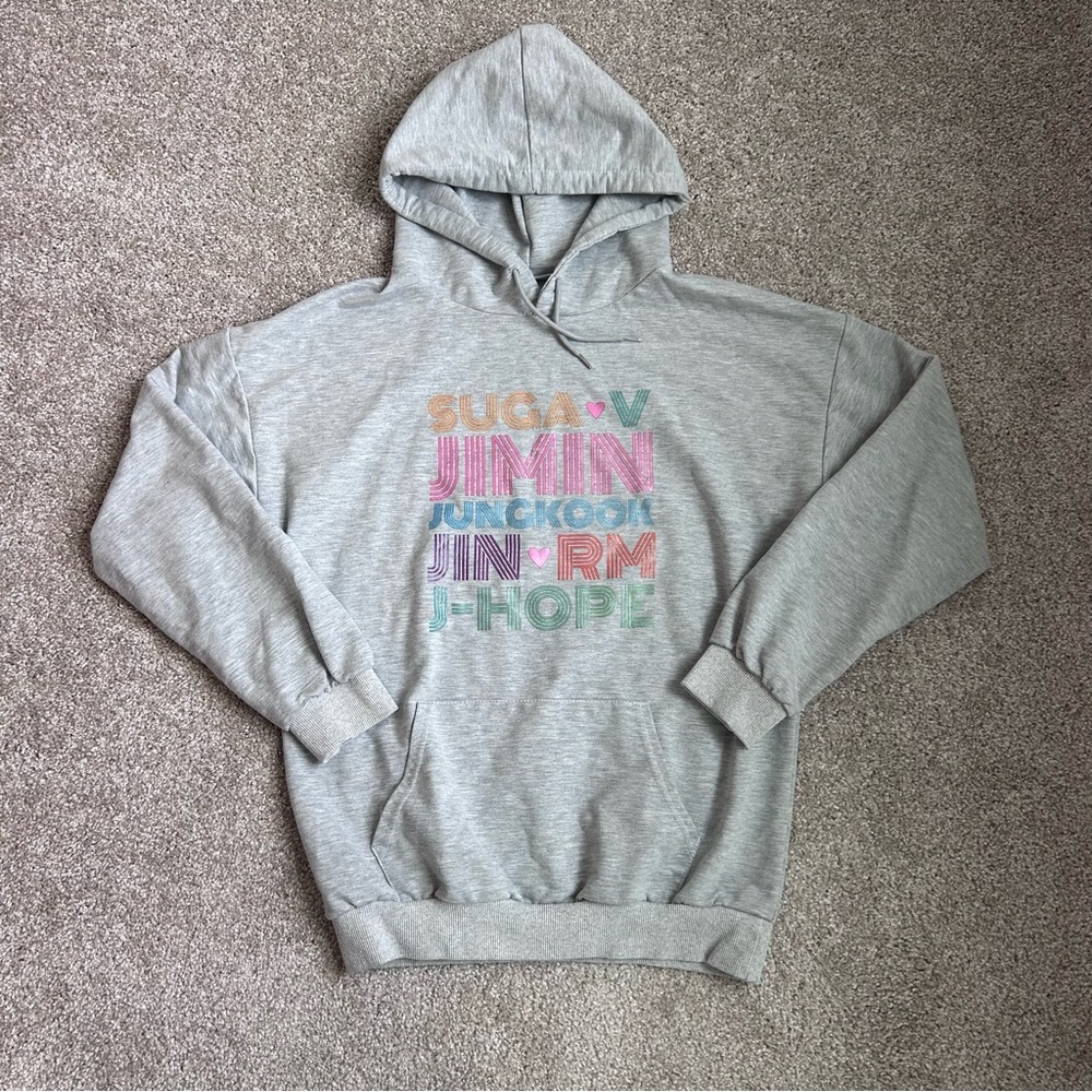 Women’s BTS K-Pop Gray Lettered Hoodie Sweatshirt Size S/M